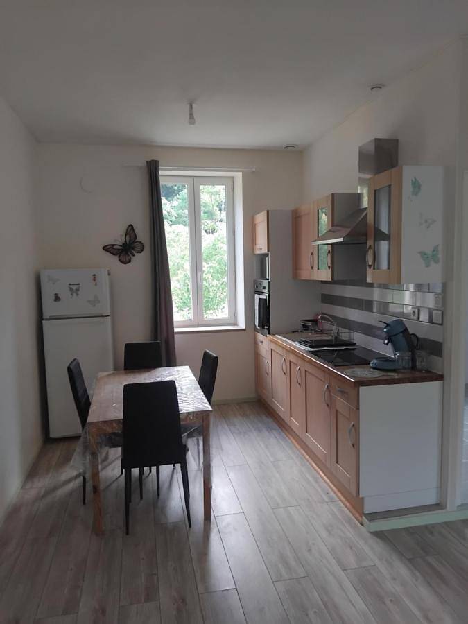 Appartement entier, Gîte Le 500 in Mayres, Parc naturel régional des Monts d'Ardèche