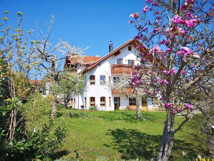 Ferienwohnung für 5 Personen, mit Terrasse und Garten - 1
