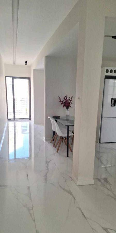 Gîte pour 8 personnes, avec terrasse et vue, animaux acceptés dans São Vicente - 2