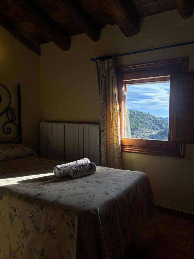 Hotel para 2 personas, con terraza y vistas, Se admiten mascotas en Gúdar-Javalambre - 2