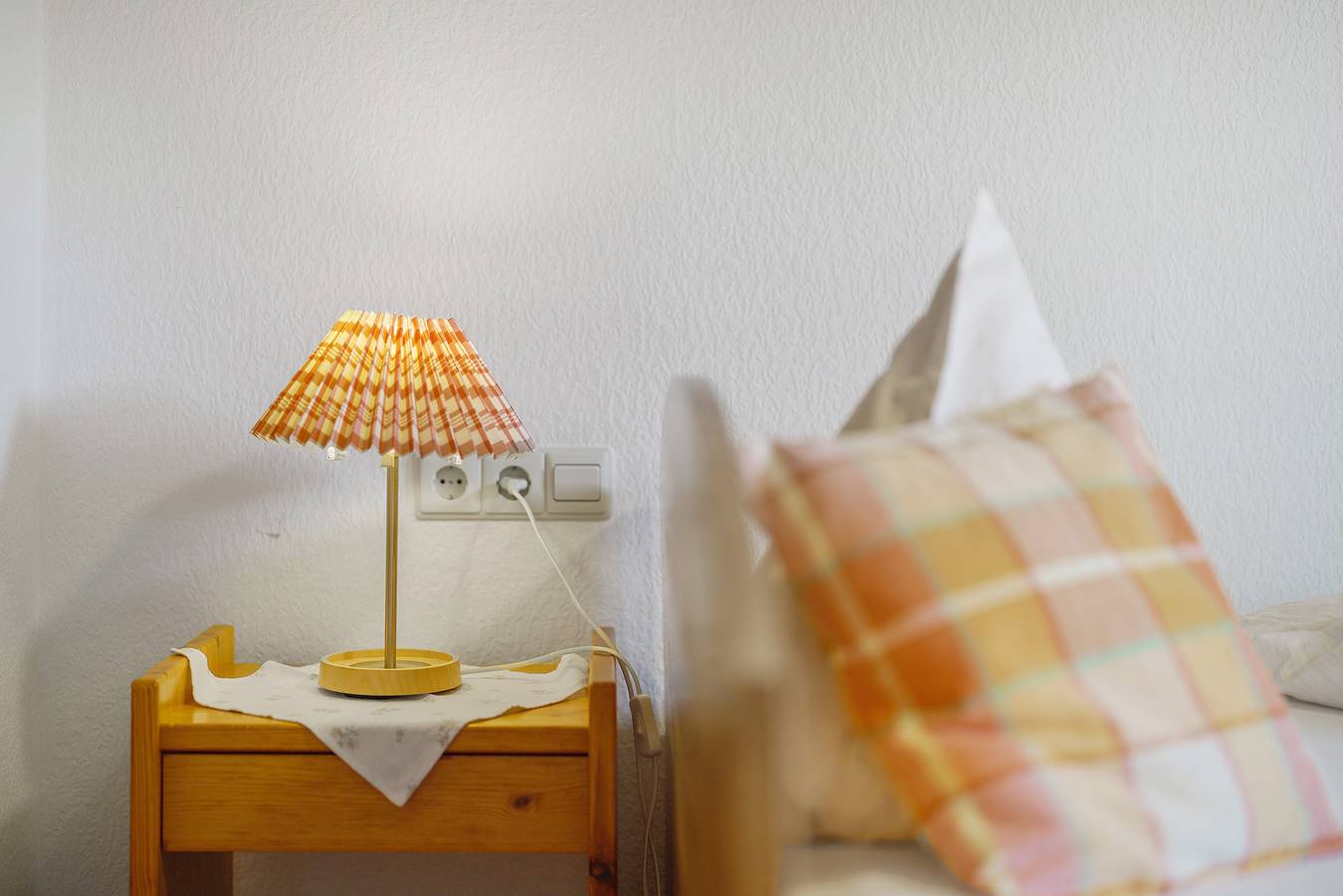 Zimmer '10' mit Bergblick, Gemeinschaftsterrasse und Wi-Fi in Glottertal, Südschwarzwald