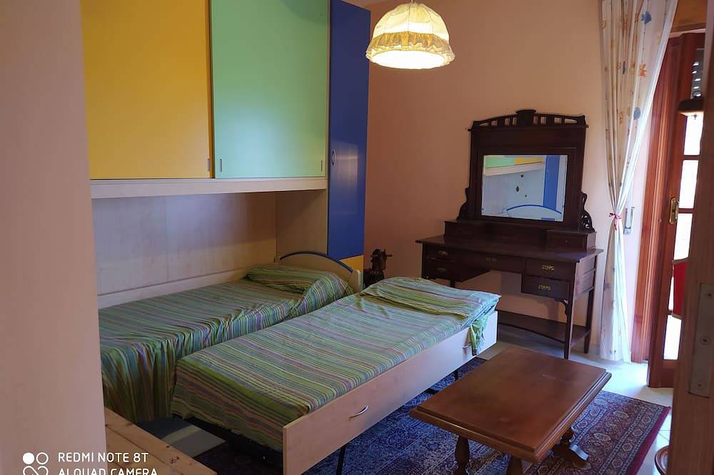 Entire apartment, Holiday home in Serra Scirocco in Trabia, Palermo Province