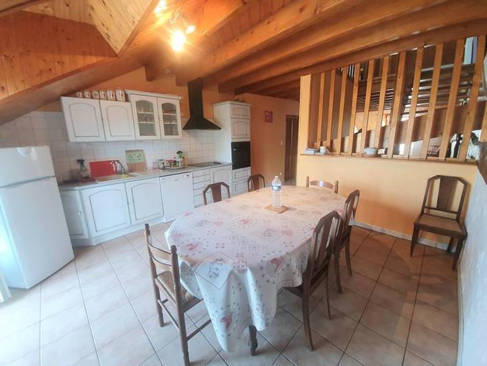 Gîte pour 13 personnes, avec balcon dans Haute-Marne - 2