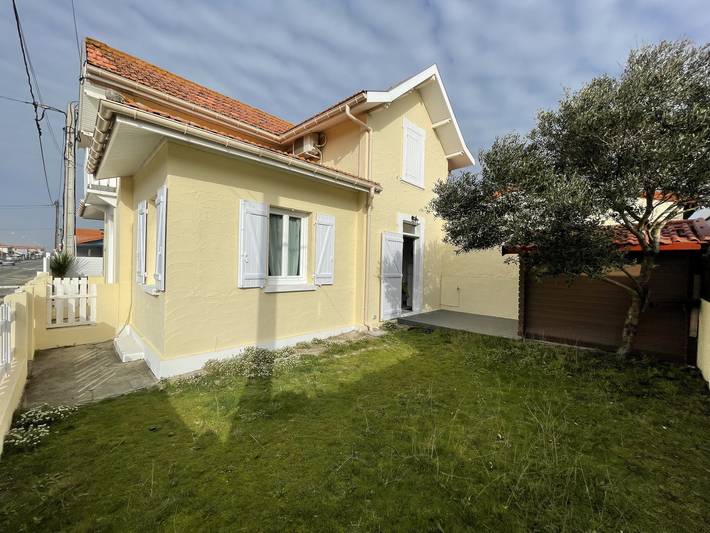 Gîte pour 2 personnes, avec jardin dans Office De Tourisme De Biscarrosse