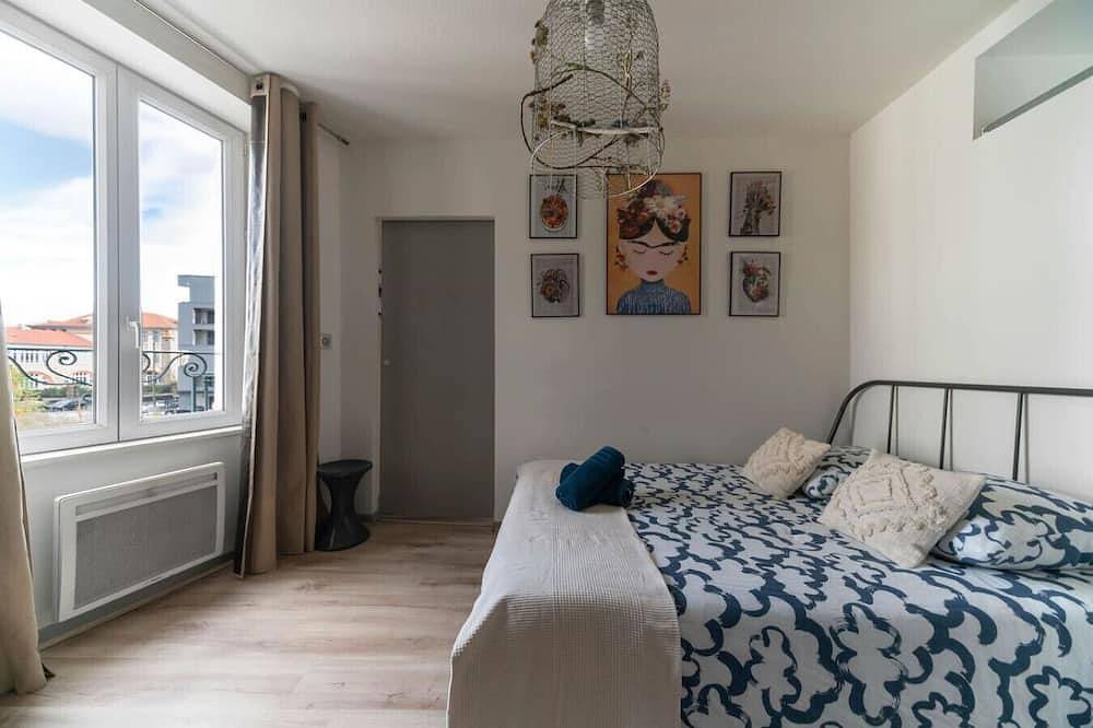 Entire apartment, Le 292 - 29 Avenue Franklin Roosevelt - Clermont in Clermont-Ferrand, Volcans d'Auvergne Regional Nature Park