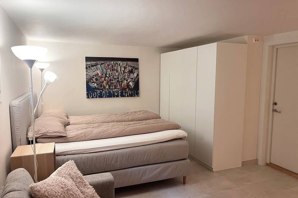 Hel leilighet, Modern apartment in traditional wooden house in Bergen in Årstad, Bergen