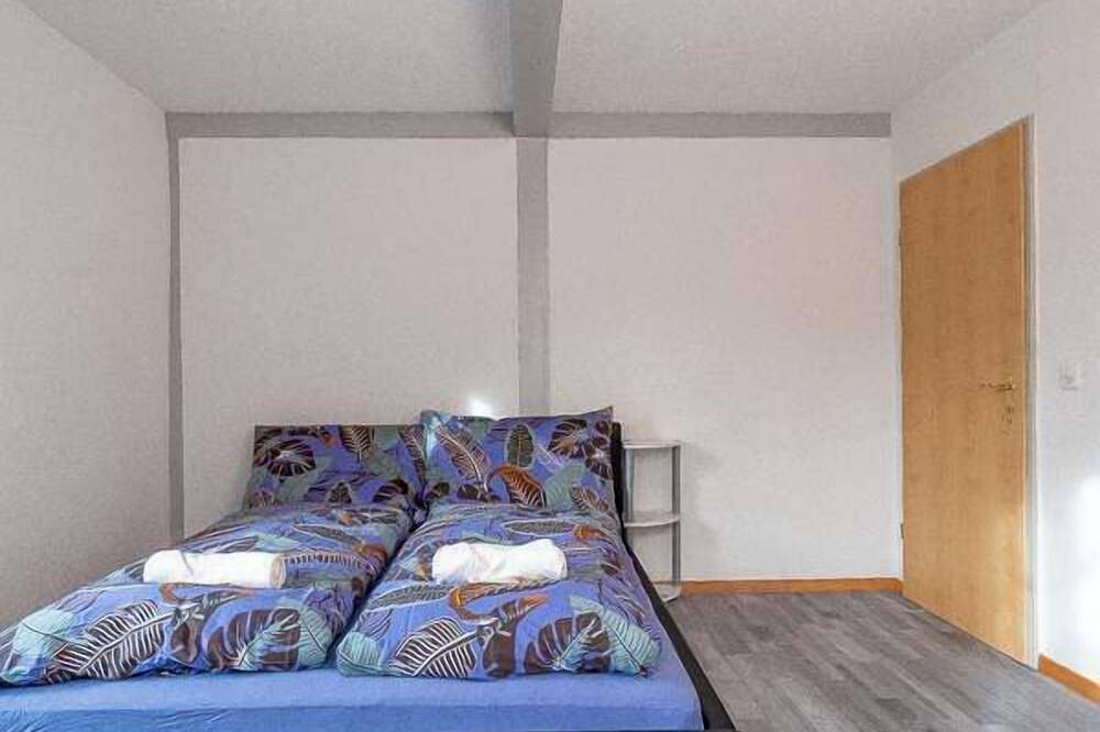 Ganze Wohnung, Spiez Center Stay|Balcony+Parking+Near Interlaken in Spiez, Thunersee