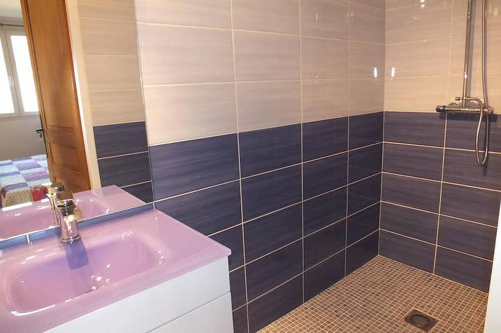 Gîte pour 3 personnes, avec terrasse et jardin à Paradou - 4