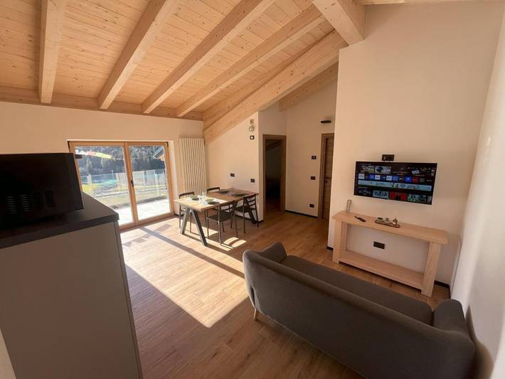 Ferienwohnung für 5 Personen, mit Seeblick und Terrasse sowie Ausblick und Garten in Molveno - 3