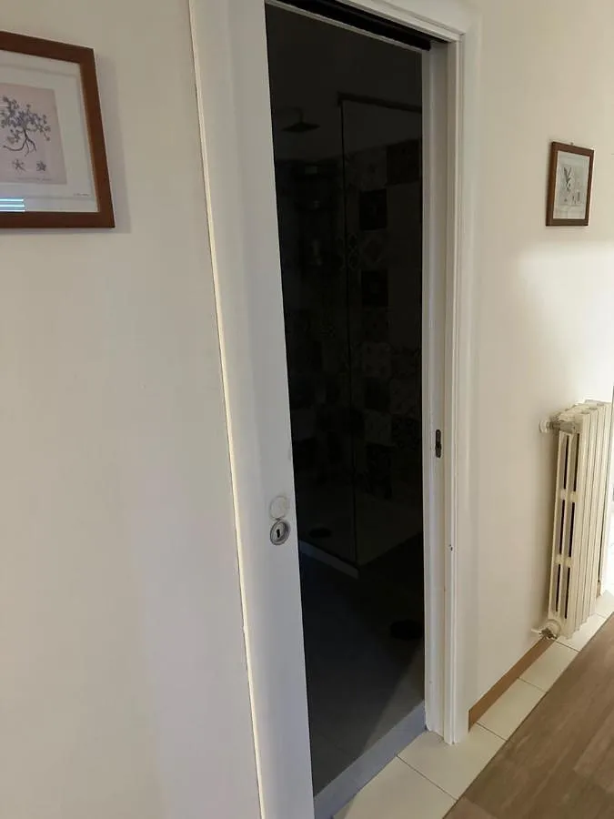 Guesthouse for 2 people, with terrace, with pets - 1