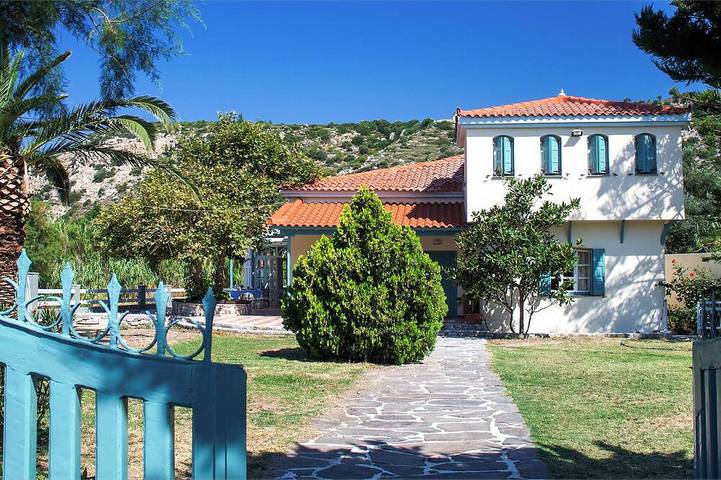 Villa voor 7 personen, met terras en tuin, met huisdier in Samos