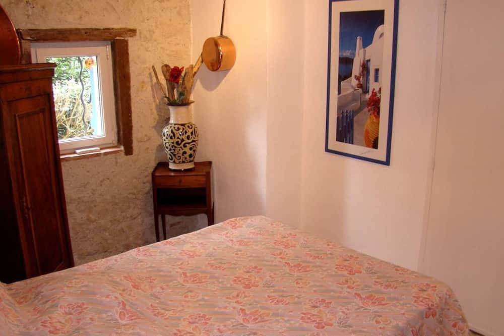 Gîte avec piscine privée au sel - Sauvagnas - Lot-et-Garonne in Sauvagnas, Quercy