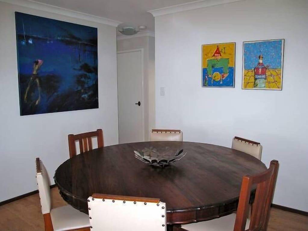 Rote Katzenhütte • Dunsborough in Dunsborough, Western Australia