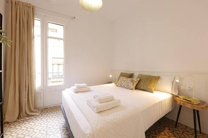 Ganze Wohnung, Bravissimo Santa Clara 53, 3 Schlafzimmer im Zentrum nahe Plaça Independència in Girona, Gironès