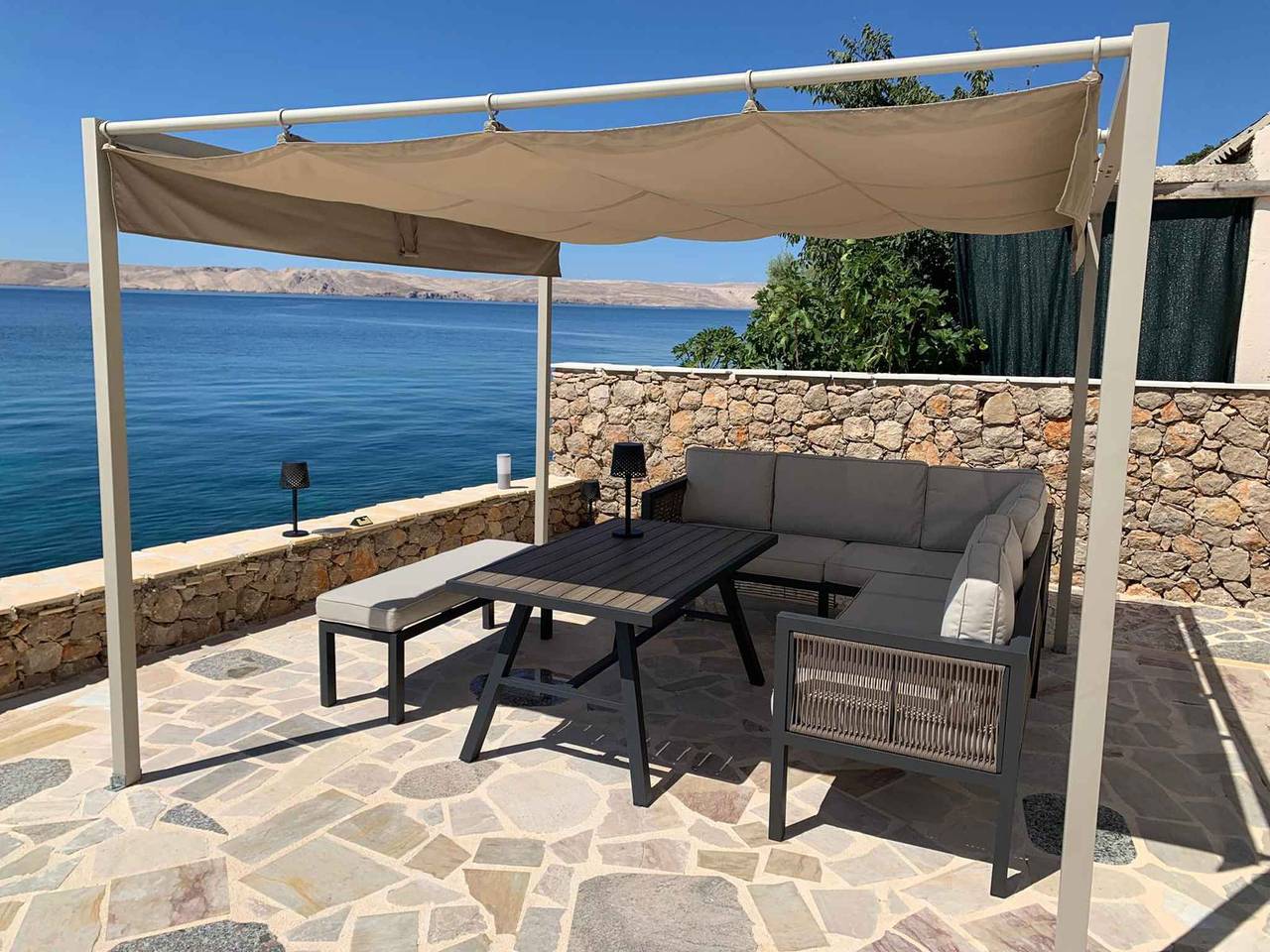 Domek wakacyjny bezpośrednio nad morzem in Lukovo Šugarje, Kvarner