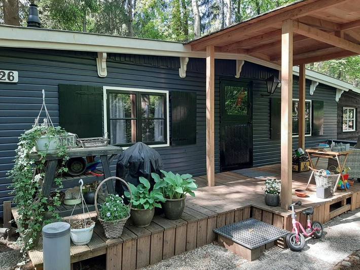 Ferienhaus für 3 Personen, mit Terrasse und Garten sowie Pool und Ausblick