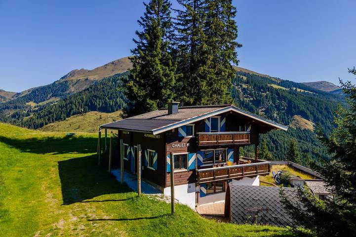 Chalet für 17 Personen, mit Balkon und Sauna in Königsleiten