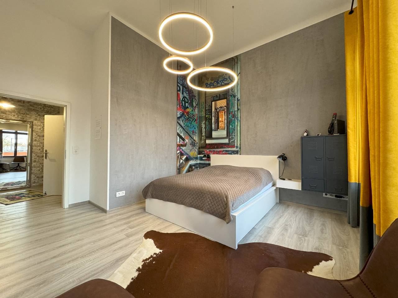 Ganze Ferienwohnung, Design Apartment Iii, hell, 35 Quadratmeter, Zentral zu Grenze Altstadt Park, Gratis Parkplatz in Görlitz, Oberlausitz Niederschlesien