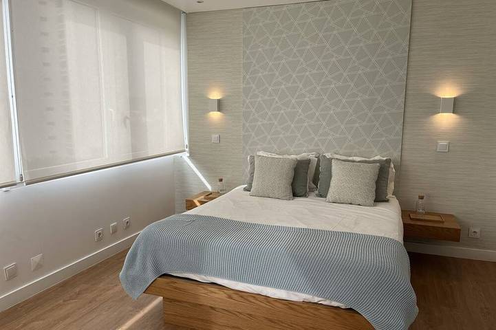 Geheel appartement, Apartment 3Bdr with balcony and great sea view in Cascais e Estoril, Costa de Lisboa
