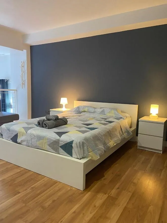 Apartamento de vacaciones para 6 personas, con balcón y vistas - 1