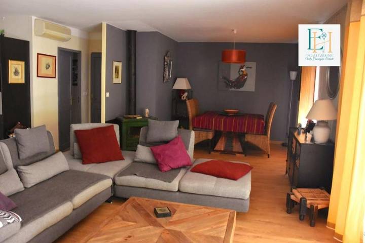 Location de vacances pour 6 personnes, avec piscine et jardin à Saint-Bauzille-de-Montmel - 2