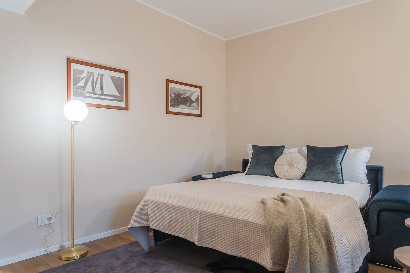 Entire apartment, V. Suite on Lake Como in Como, Lake Como