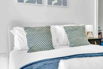 Apartment for 6 People in Kingston upon Thames, London, Photo 2