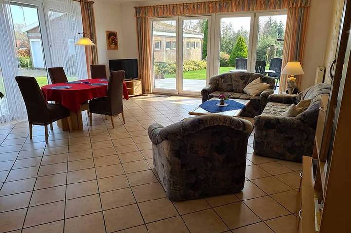 Ferienwohnung für 5 Personen, mit Garten