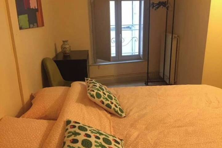 Appartement entier, Cap Coutellerie - T4 - Séjours Pros ou Familles en hypercentre de Thiers in Thiers, Région de Thiers
