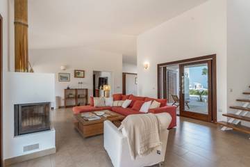 Ferienhaus in Ciutadella, Menorcas Küste für 9 