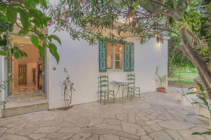 Maison d’hôte pour 6 personnes, avec balcon ainsi que vue et jardin dans Skiathos - 2