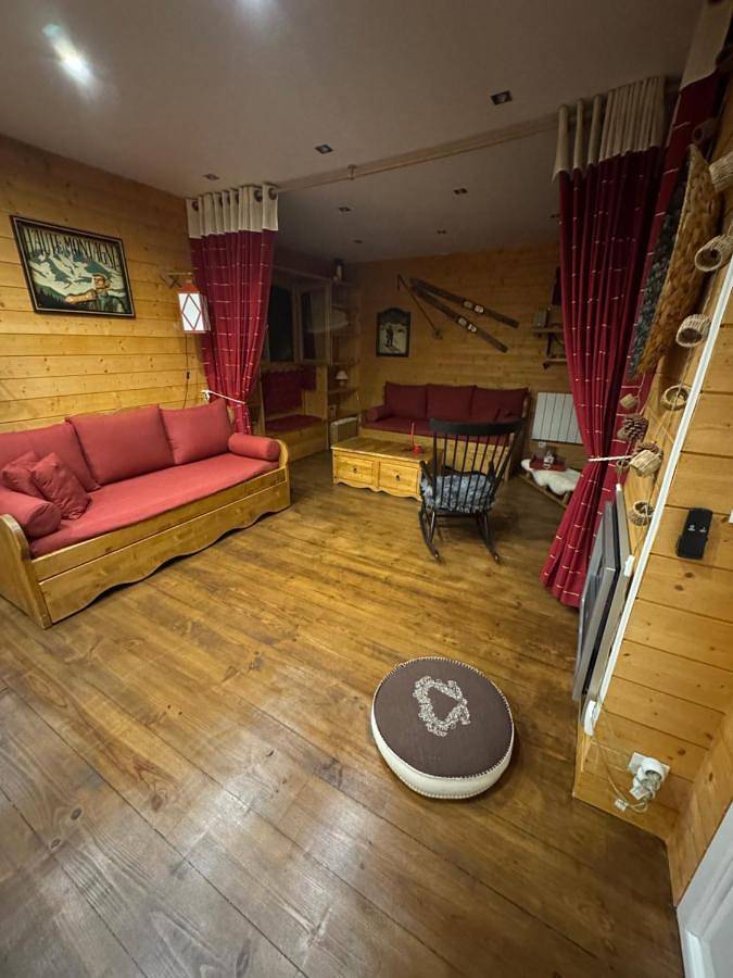 Appartement entier, Three-Bedroom Apartment in Pra-Loup, Parc national du Mercantour