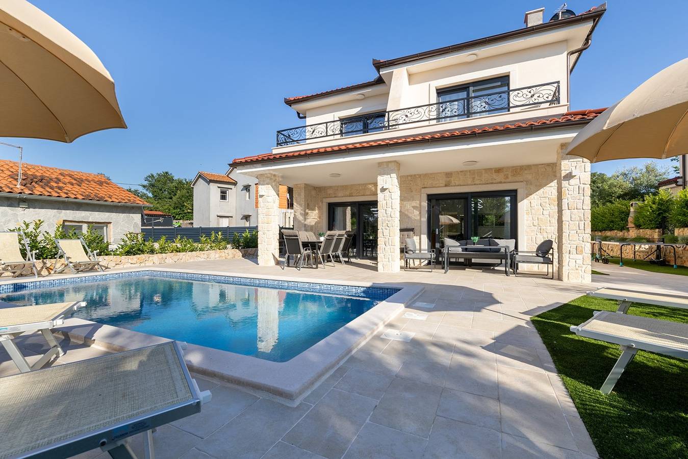 Villa Laura in Malinska-Dubašnica, Krk