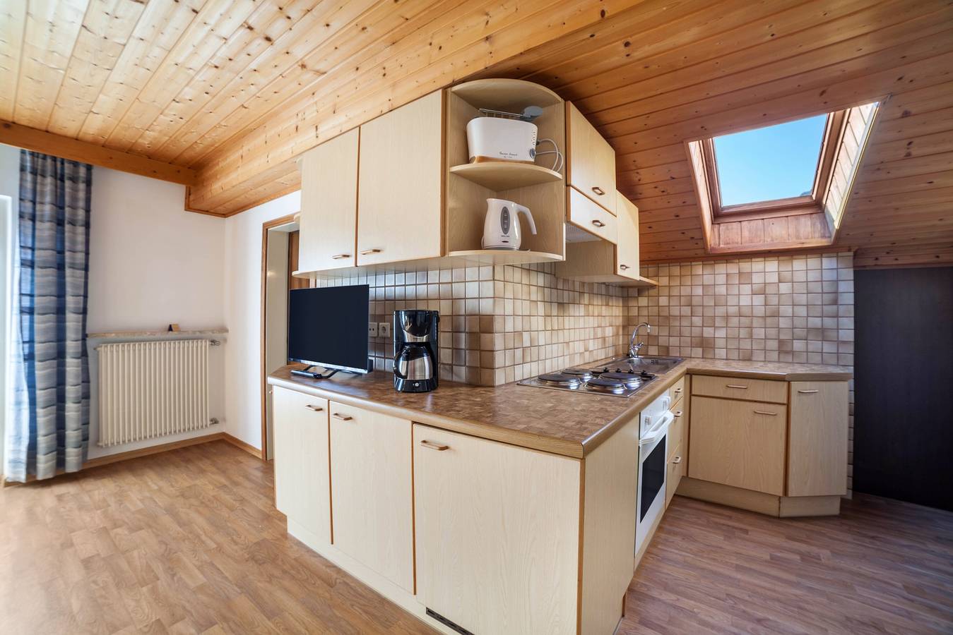 Ganze Wohnung, Ferienwohnung 'Residenz Pichler 5' mit Bergblick, Balkon & Wlan in Stubaier Alpen, St. Leonhard in Passeier