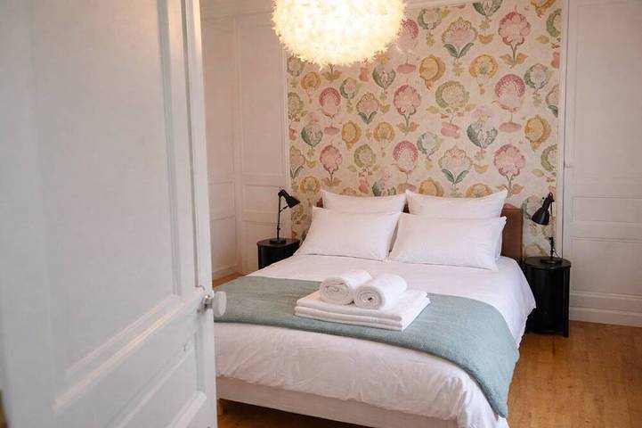 Location de vacances pour 12 personnes, avec jardin et terrasse à Mosnes - 4