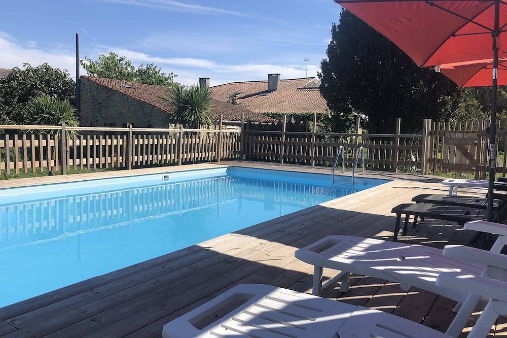 Gite, piscine, 2 ch / 5 pers. - Puy du Fou / Marais poitevin / Mervent / Vouvant in Cezais, Fontenay-le-Comte
