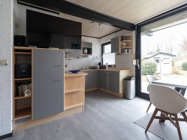 Ferienwohnung für 4 Personen, mit Ausblick und Seeblick sowie Garten und Terrasse, mit Haustier in Tossens - 3