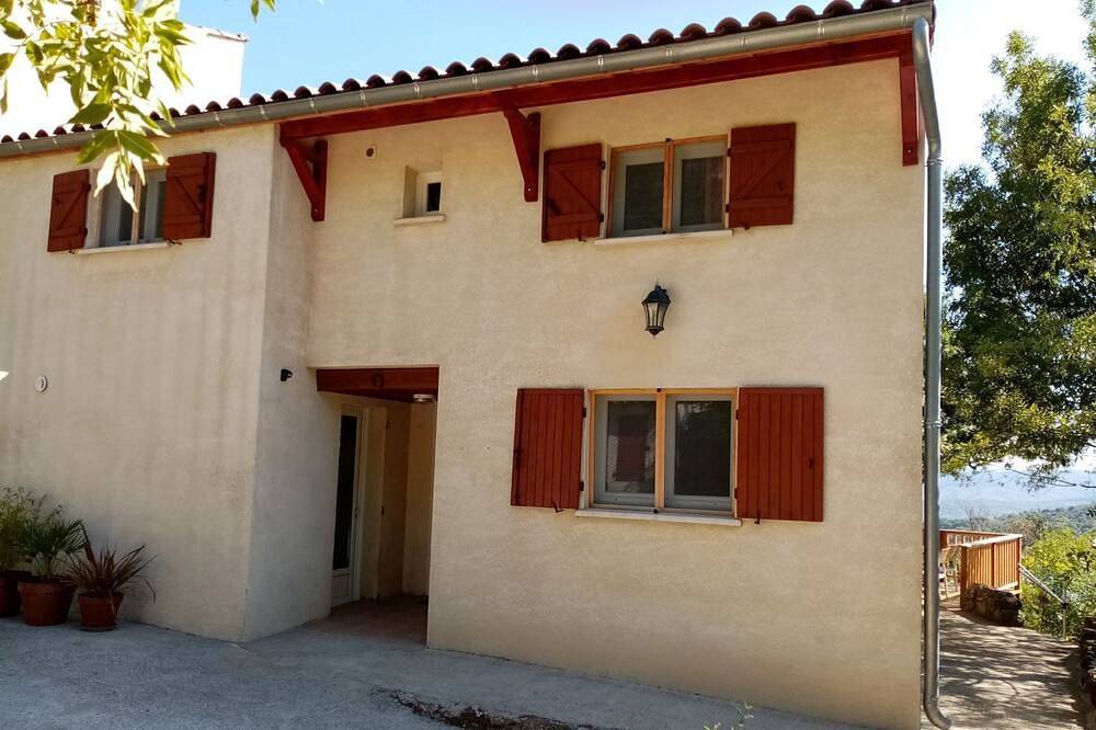 Gîte Rustique: Bien Situé + Superbe Vue in Soumont, Région de Lodève