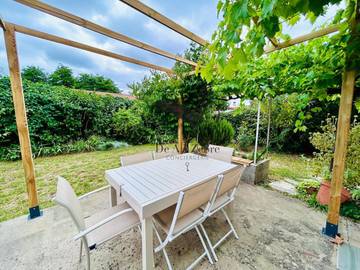 Gîte pour 8 personnes, avec jardin, animaux acceptés à Échillais