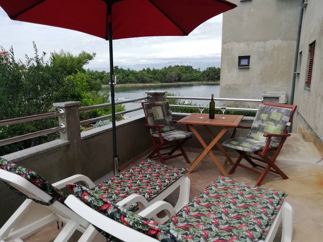 Ganzes Studio, Studioapartment in Nin mit Meerblick, Terrasse, Klimaanlage, W-Lan (4868-1) in Nin, Zadar