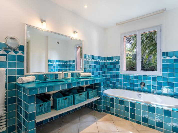 Ferienhaus für 8 Personen, mit Garten in Grimaud - 4