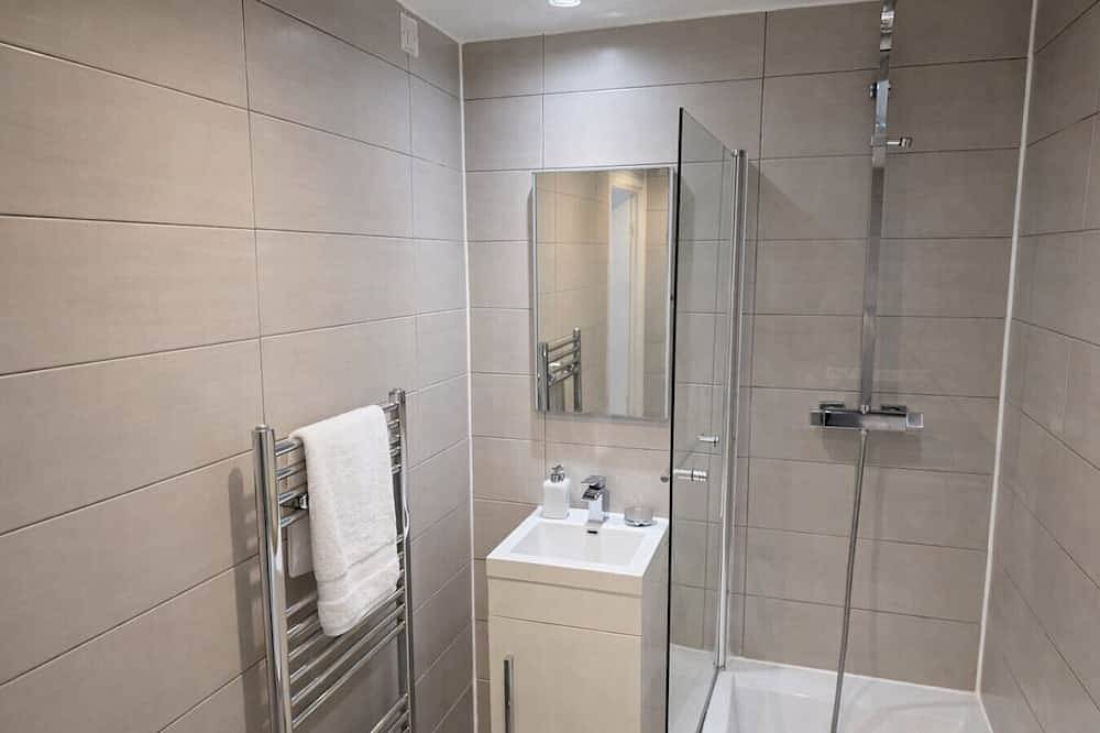 Stylish Urban Home with Modern Comforts in Greater Manchester