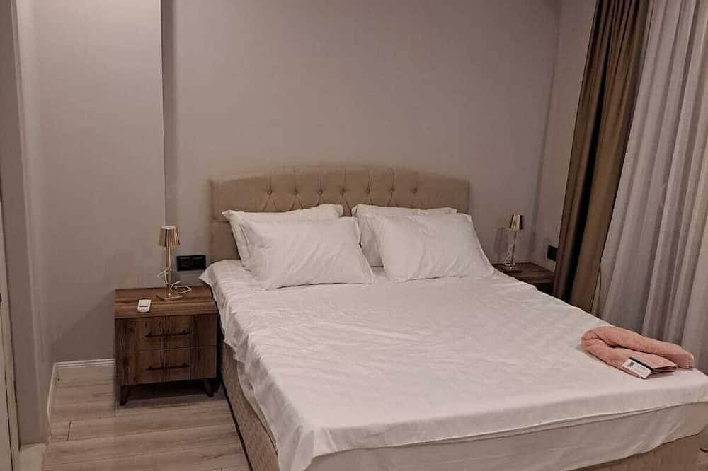 Villa Nimo 5+1 Bedroom Private Pool & Garden in Kemer, Antalya Province