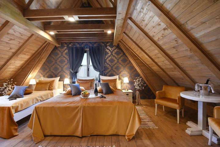 Hotel für 8 Personen, mit Balkon und Whirlpool sowie Terrasse und Garten an den Plitvicer Seen