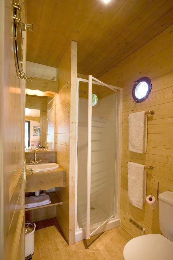 Chambre d’hôte pour 4 personnes, avec vue ainsi que piscine et jardin dans la Creuse - 2