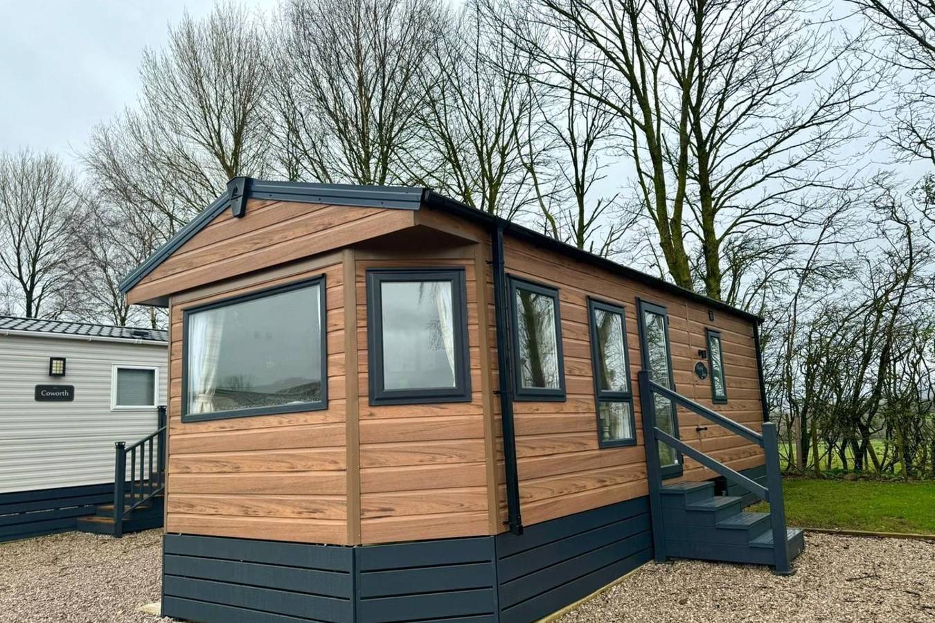 Westfield Lodge Retreat-Sleeps 6-Pet Friendly in Lancashire