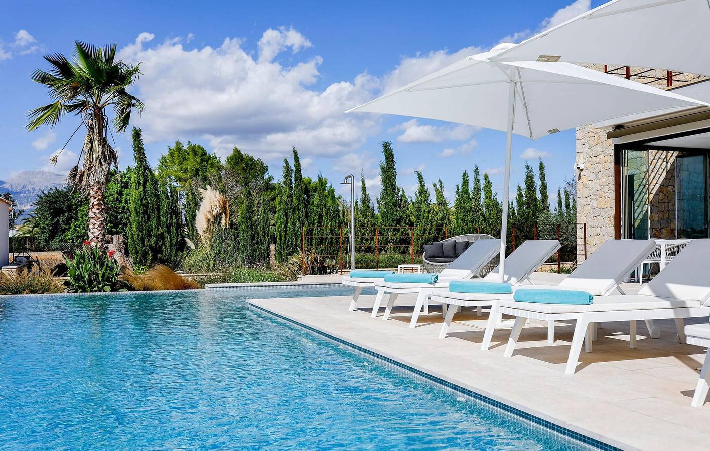 Schicke 2BR Wohnung mit Pool, Grill & AC in der Nähe von Inca Center in Inca, Mallorca Inselmitte