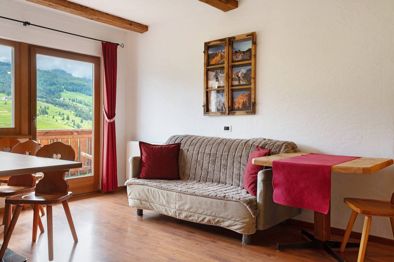 Ganze Wohnung, Ferienwohnung 'Paracia App La Vedla' mit Meerblick, Gemeinschaftsgarten und Wlan in Paracia, Abtei
