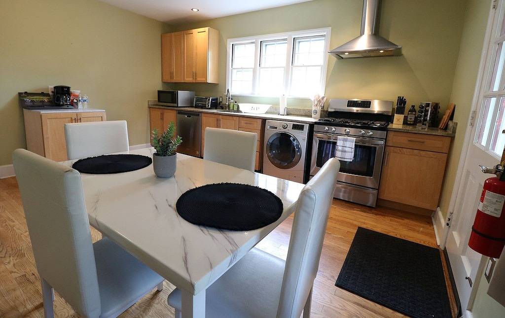 Ganze Wohnung, Lofty Elegant Home In Downtown Princeton in Princeton Township, Mercer County