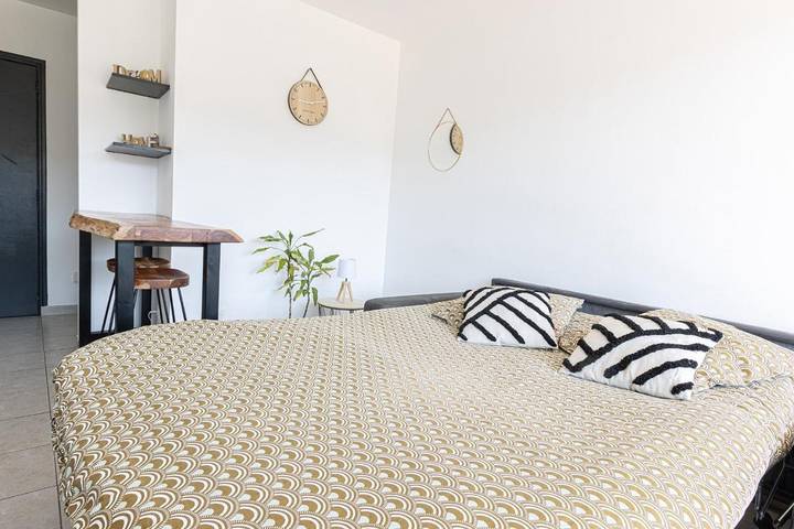 Gîte pour 2 personnes, avec terrasse, animaux acceptés dans Office De Tourisme De Propriano - 4